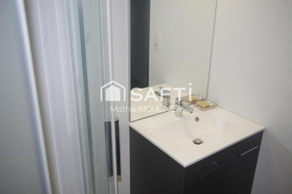 Maison lumineuse refaite à neuf au centre de Niort