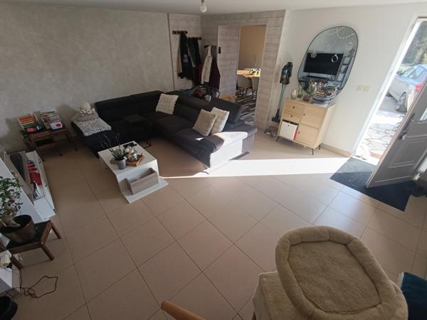 Maison 1300m² de terrain 3 chambres