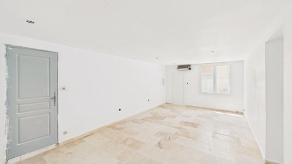 Chateaurenard 63 m2 Plain-pied avec Garage Bureau possible Chateaurenard