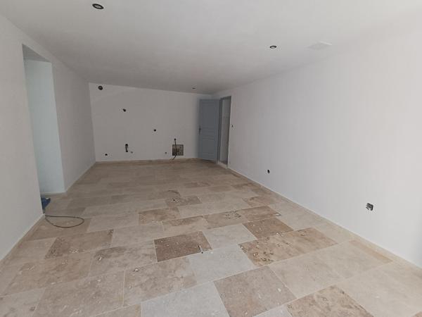 Chateaurenard 63 m2 Plain-pied avec Garage Bureau possible Chateaurenard