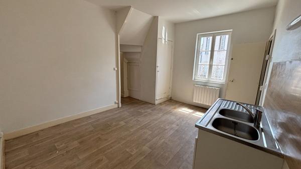 SUEVRES - APPART T2