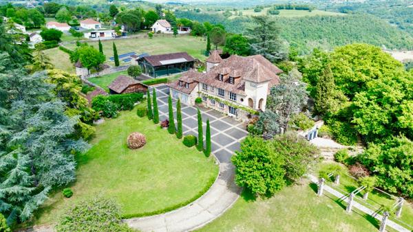 Demeure de prestige à 5 mn de Figeac Capdenac le haut
