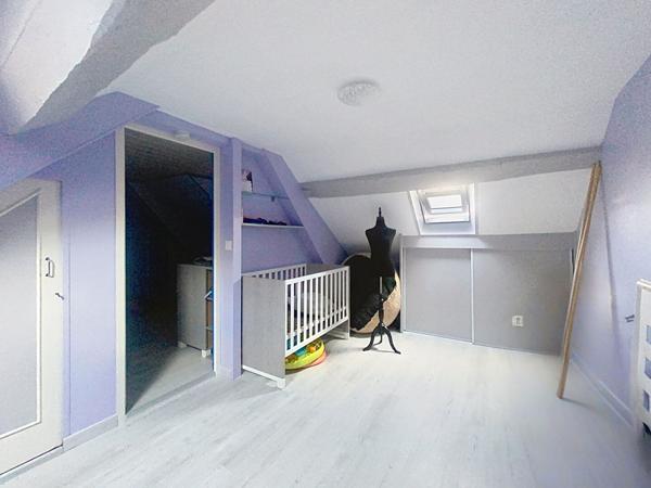 A vendre, maison de ville de 96m2, deux chambres, en centre-ville de Château-Gontier-sur-Mayenne