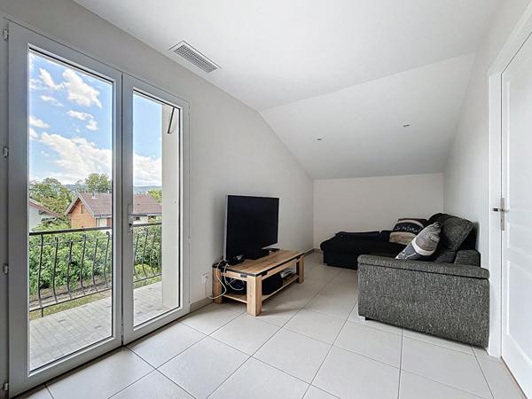 Appartement 2 pièces de 41,10 m² au sol, à vendre sur la commune de Poisy