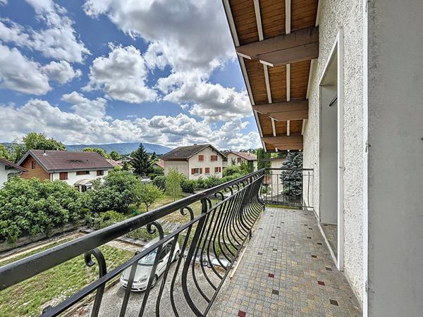 Appartement 2 pièces de 41,10 m² au sol, à vendre sur la commune de Poisy