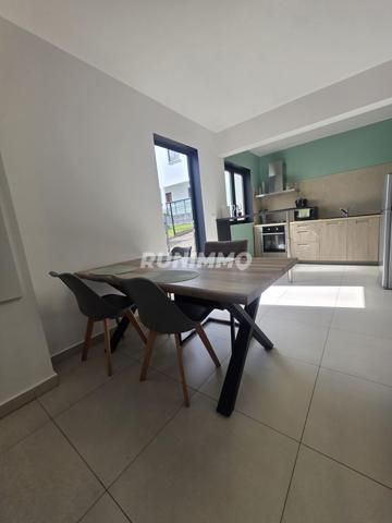 maison f4 contemporaine de 90m2 Nos conseillers vous accompagnent dans votre projet immobilier