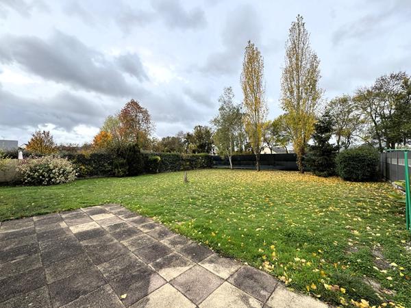 Maison de plain-pied à vendre à Ancenis - 3 chambre, garage et jardin