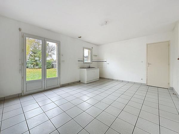 Maison de plain-pied à vendre à Ancenis - 3 chambre, garage et jardin