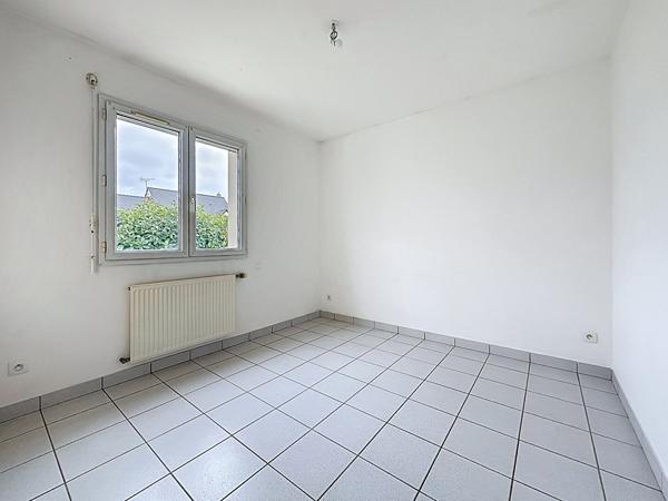 Maison de plain-pied à vendre à Ancenis - 3 chambre, garage et jardin