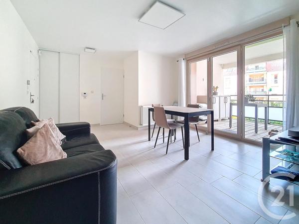 Appartement F4 à vendre  4 pièces - 79,43 m2 RAMBOUILLET - 78