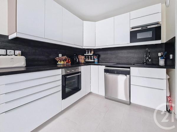 Appartement F4 à vendre  4 pièces - 79,43 m2 RAMBOUILLET - 78