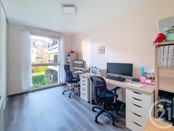 Appartement F4 à vendre  4 pièces - 79,43 m2 RAMBOUILLET - 78