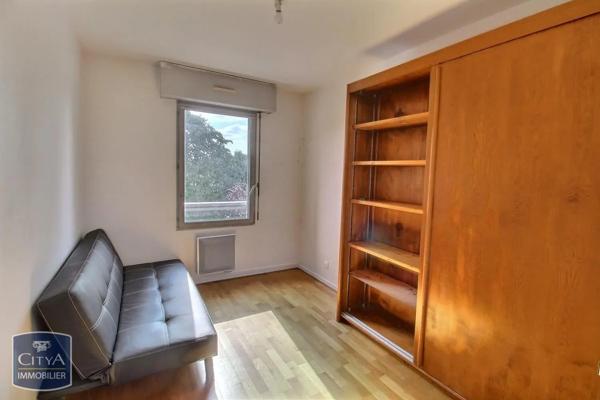 Appartement à louer 5 pièces 106.99m² Mérignac (33700)