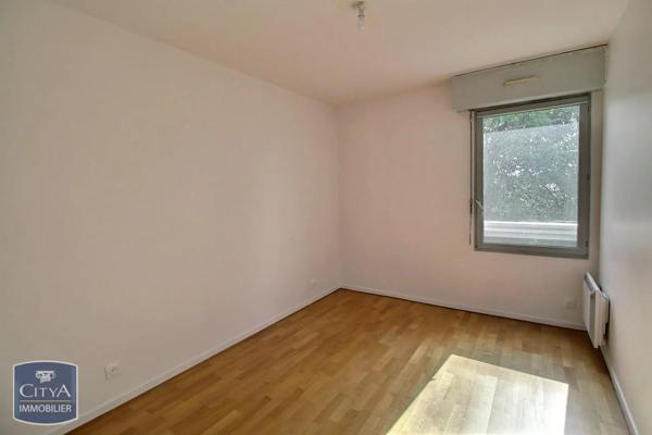 Appartement à louer 5 pièces 106.99m² Mérignac (33700)