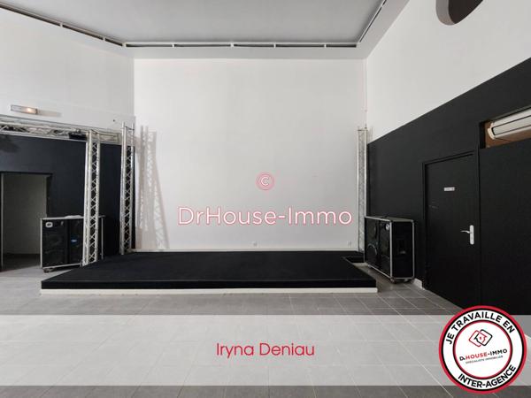 Immeuble à vendre 10 pièces de 1 023 m²