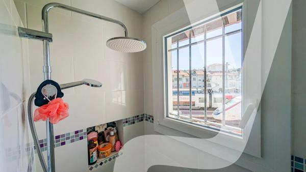 Arcachon Centre – Maison de caractère avec deux appartements indépendants et garage - 33120 Arcachon - Réf 86900170