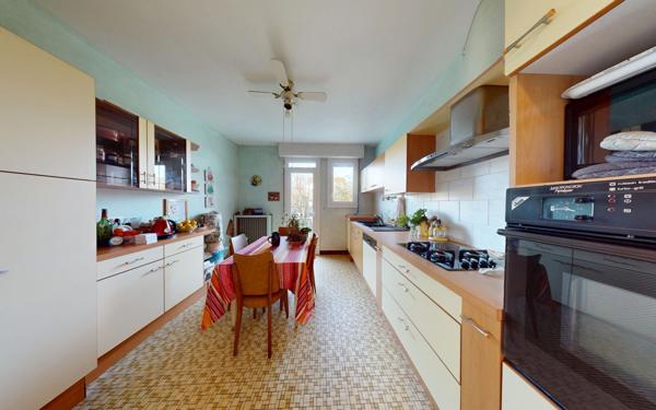 Maison à vendre    4 pièces •  Villenave-d'Ornon