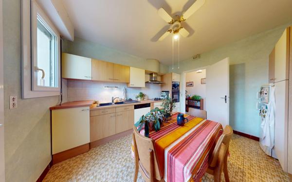 Maison à vendre    4 pièces •  Villenave-d'Ornon