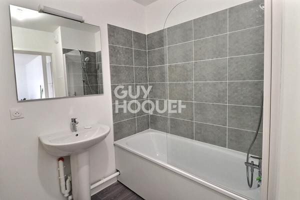 2 PIECES MEUBLE AVEC JARDIN ET PLACE DE PARKING