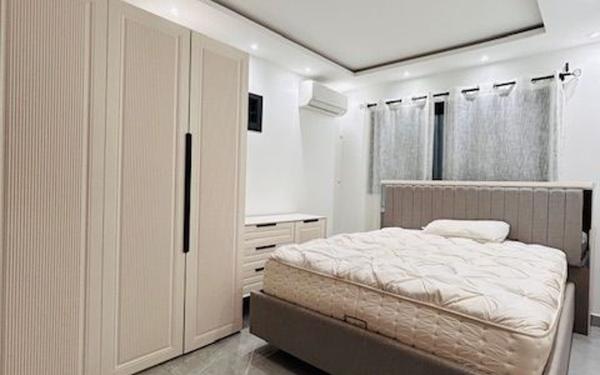 Maison à louer    7 pièces •  Baie-Mahault