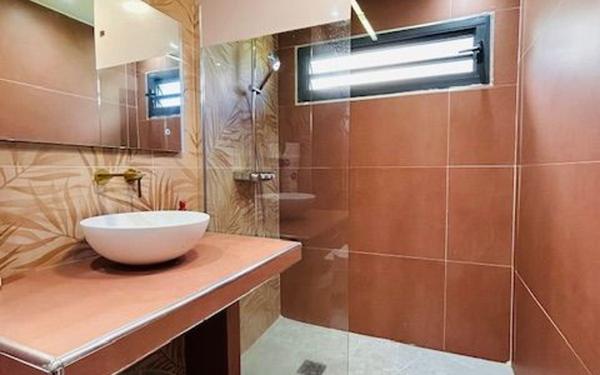 Maison à louer    7 pièces •  Baie-Mahault