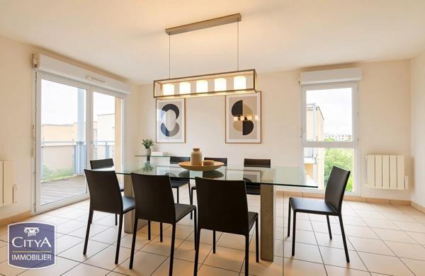 Appartement à vendre 3 pièces 60m² Bron (69500)