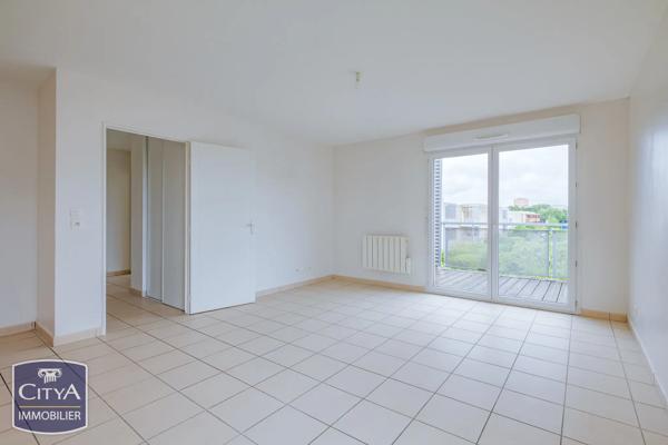 Appartement à vendre 3 pièces 60m² Bron (69500)