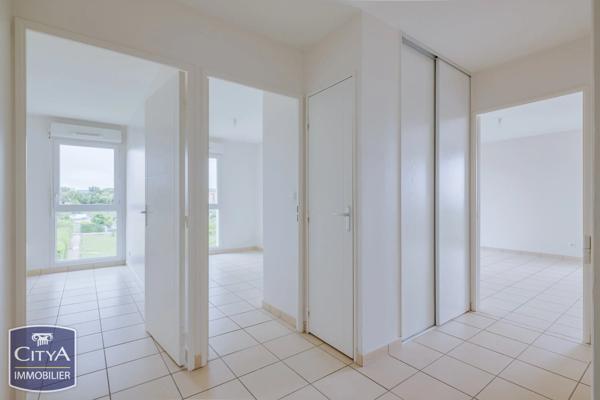 Appartement à vendre 3 pièces 60m² Bron (69500)