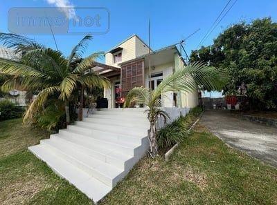 Maison à vendre à Saint-Denis à la Réunion (97400), ref : 97405/221   
Saint-François