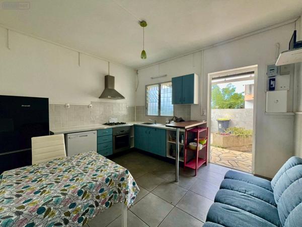 Maison à vendre à Saint-Denis à la Réunion (97400), ref : 97405/221   
Saint-François