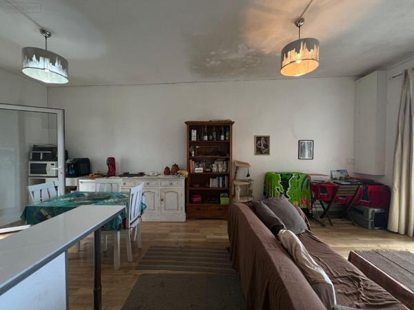 Maison à vendre à Saint-Denis à la Réunion (97400), ref : 97405/221   
Saint-François