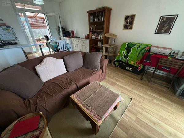 Maison à vendre à Saint-Denis à la Réunion (97400), ref : 97405/221   
Saint-François