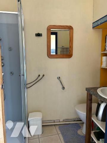 A VENDRE HUELGOAT MAISON IDEALEMENT PLACEE AU CENTRE