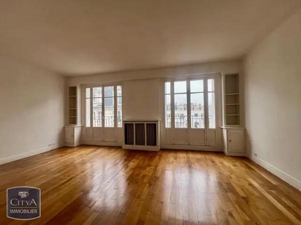 Appartement à louer 1 pièce 42.29m² Paris 17e Arrondissement (75017)