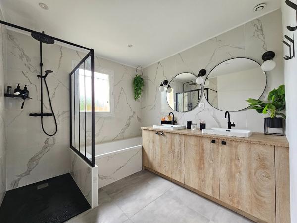 Maison à vendre 16400 La Couronne 7 pièce(s) 173 m2