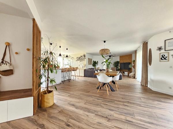 Maison à vendre 16400 La Couronne 7 pièce(s) 173 m2