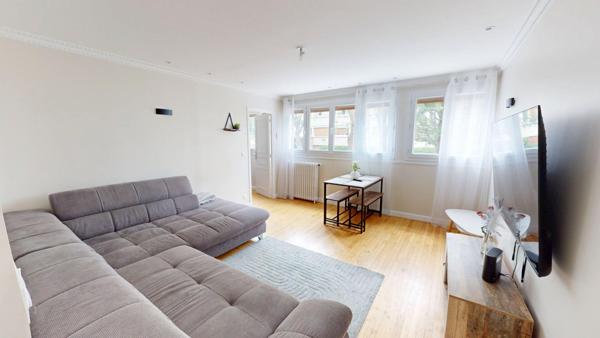 Appartement Montreuil 4 pièce(s) 65.92 m2