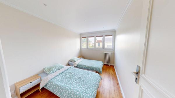 Appartement Montreuil 4 pièce(s) 65.92 m2