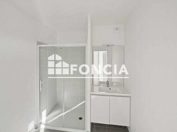 Location Appartement 4 pièces 99 m² - 194 / 196 RUE DES QUEYRIES Bordeaux 33100