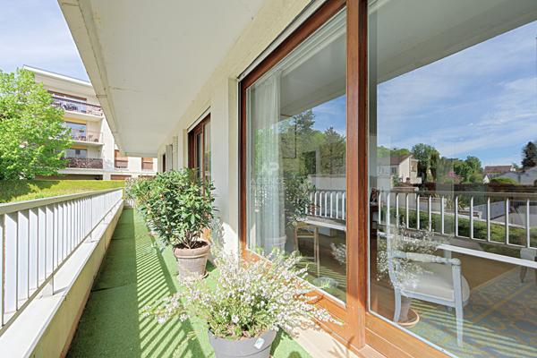 Appartement 3 pièce(s) 73 m2 €475 000 ** - Référence 17839