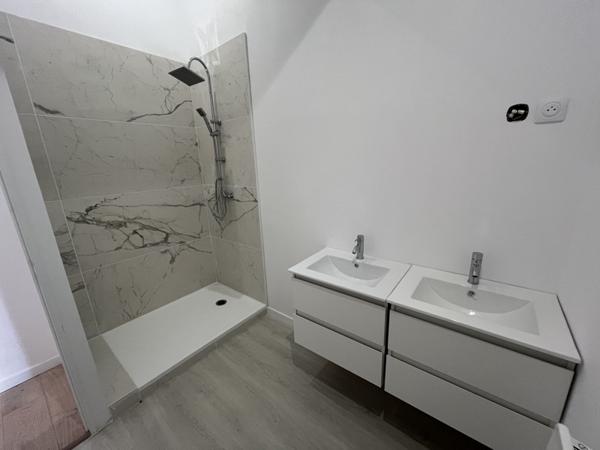 Maison à vendre 239 625 € Loupiac 4 p 141 m² DPE C