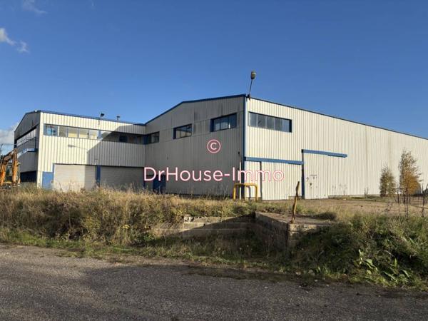 Bureau à vendre 4 pièces de 3 300 m²