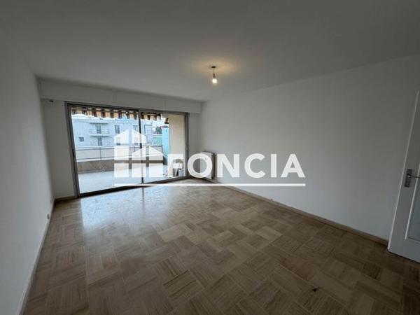 Location Appartement 2 pièces 52.02 m² - 55 CHEMIN DES OLIVIERS Antibes 06600