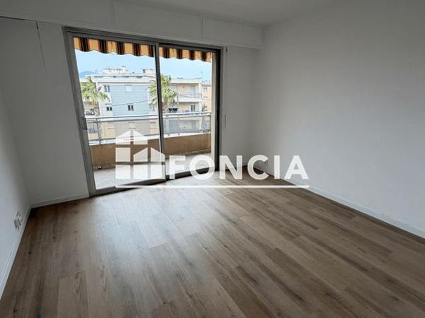 Location Appartement 2 pièces 52.02 m² - 55 CHEMIN DES OLIVIERS Antibes 06600