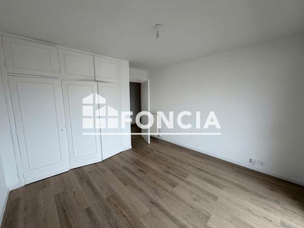 Location Appartement 2 pièces 52.02 m² - 55 CHEMIN DES OLIVIERS Antibes 06600