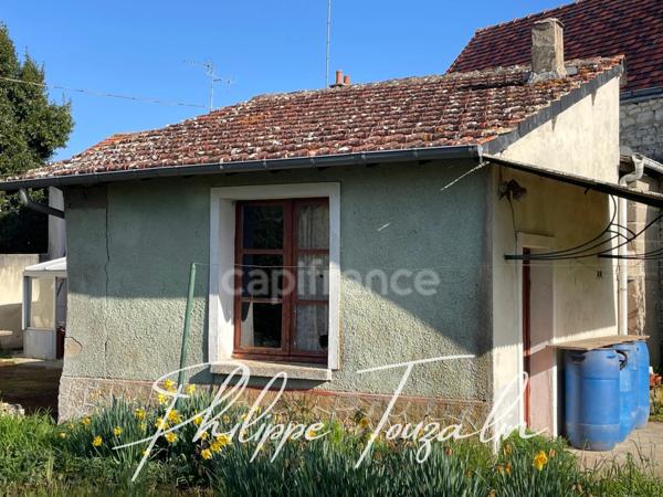 Maison à vendre à Thuré (86) - 3 pièces, 66 m², Terrain 944 m²