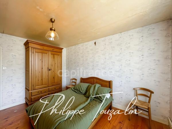 Maison à vendre à Thuré (86) - 3 pièces, 66 m², Terrain 944 m²