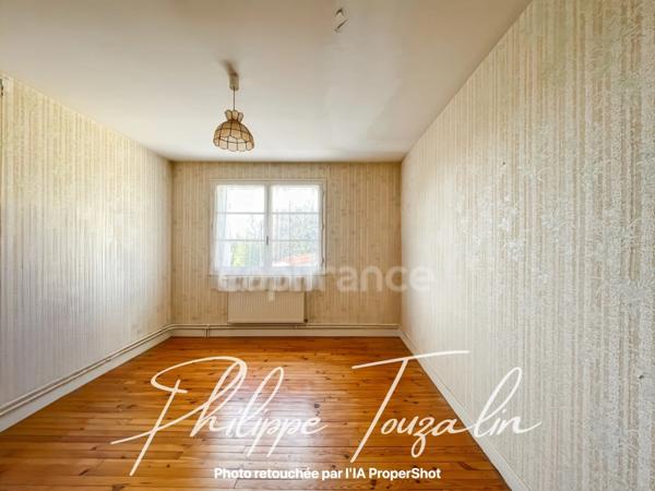 Maison à vendre à Thuré (86) - 3 pièces, 66 m², Terrain 944 m²