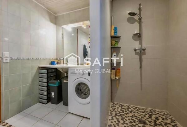 À Nieulle sur Seudre, maison d'environ 106 m2, 4 chambres, jardin clos + terrain constructible.