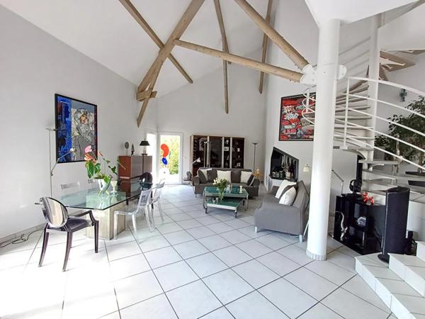Maison à vendre à Saint-Jeoire-Prieuré (73190)